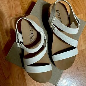 Corker’s sandals size 7 like new off white